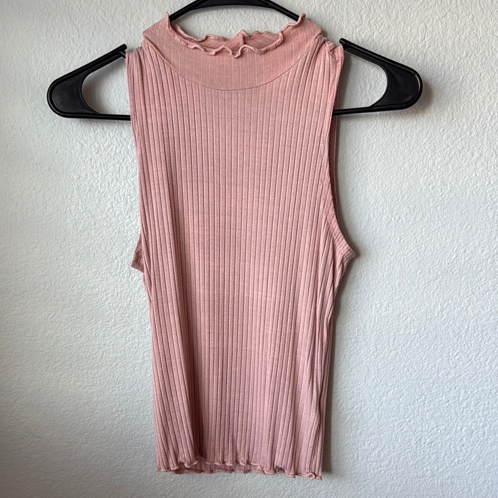 Pink Sleeveless Ribbed Top